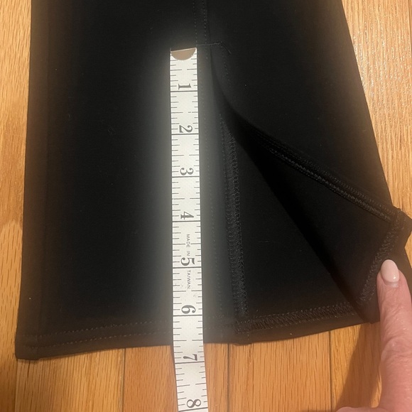 Anthropologie Maeve black slit-front hem Ponte knit flared pant women’s size 4 - Picture 13 of 15